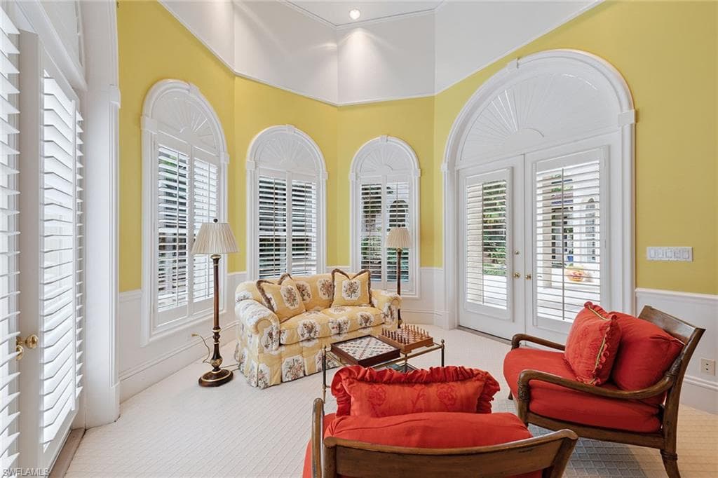 356 Colony Dr, Naples, FL 34108-18
