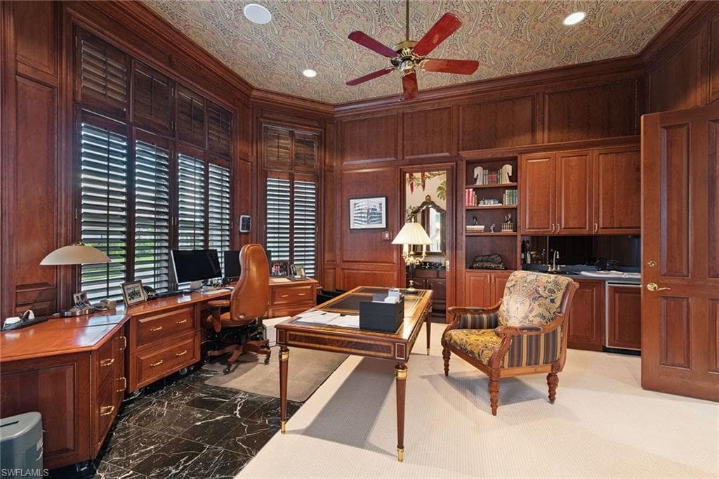 356 Colony Dr, Naples, FL 34108-35