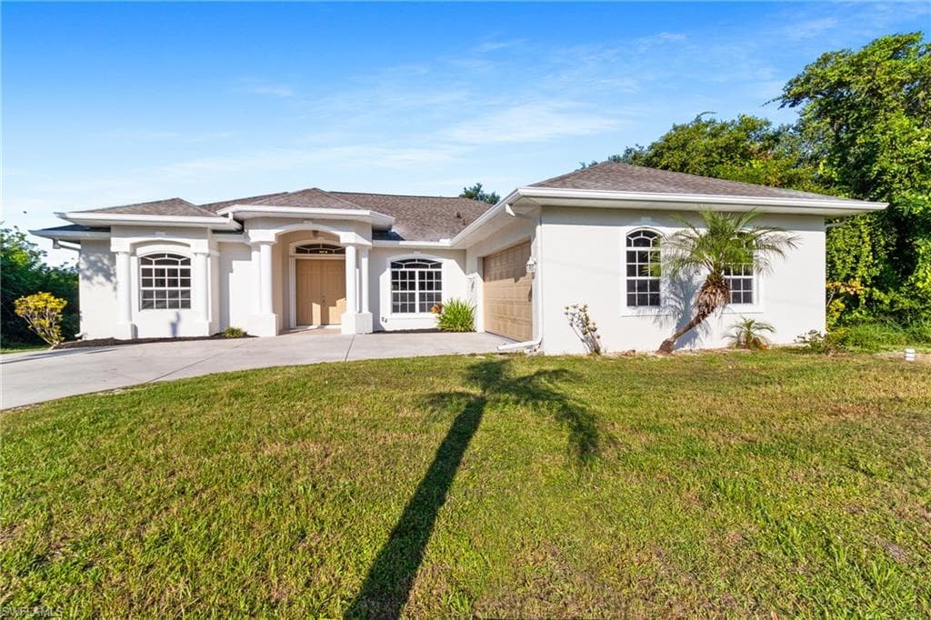 2069 Capel St, Port Charlotte, FL 33953-1
