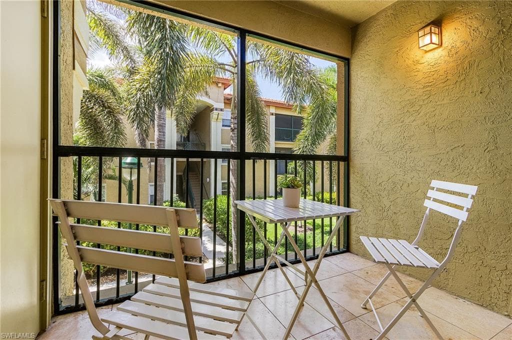 8920 Colonnades Ct E 524, Bonita Springs, FL 34135-19