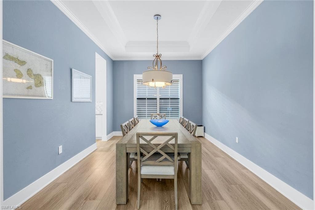 2704 Crystal Way, Naples, FL 34119-22