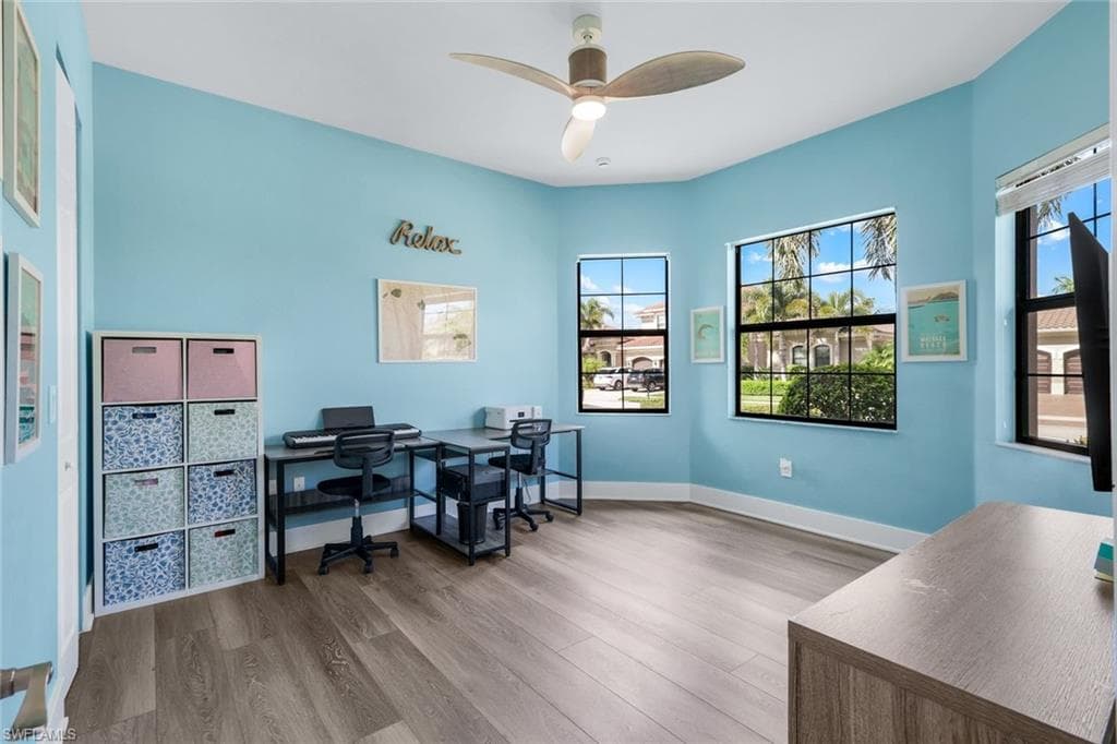 2704 Crystal Way, Naples, FL 34119-30