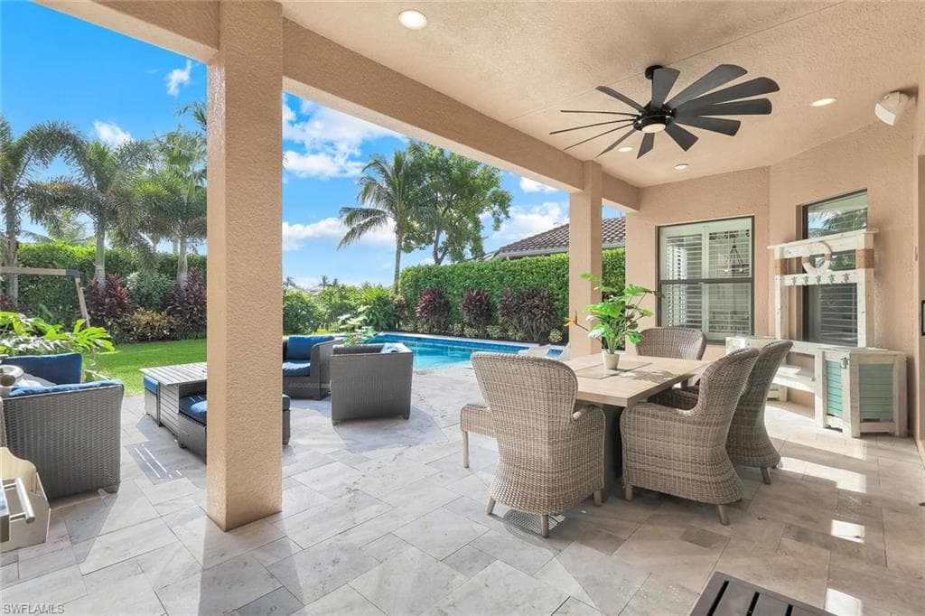 2704 Crystal Way, Naples, FL 34119-35