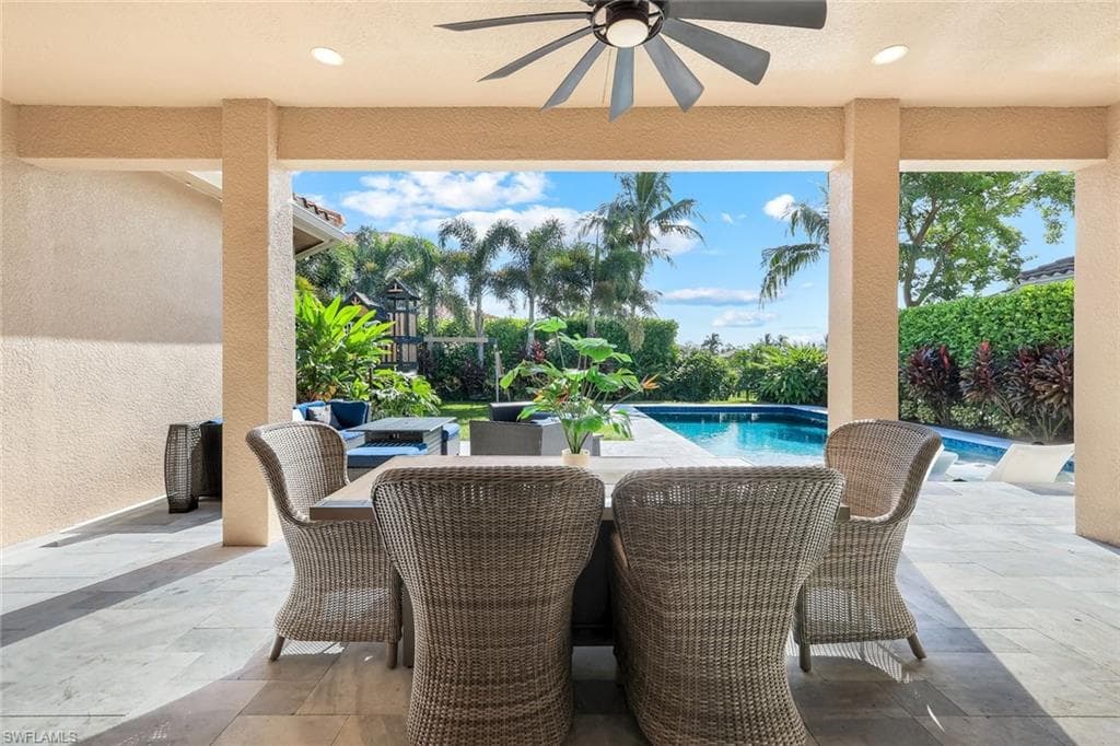 2704 Crystal Way, Naples, FL 34119-36