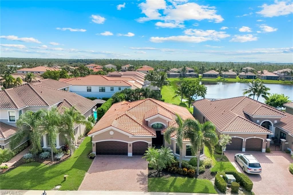 2704 Crystal Way, Naples, FL 34119-44