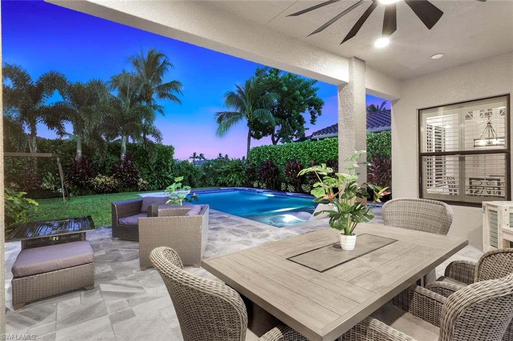2704 Crystal Way, Naples, FL 34119-6