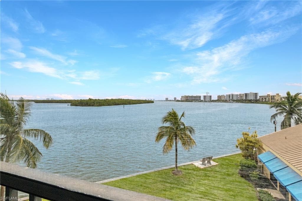 400 Lenell Rd 207, Fort Myers Beach, FL 33931-29