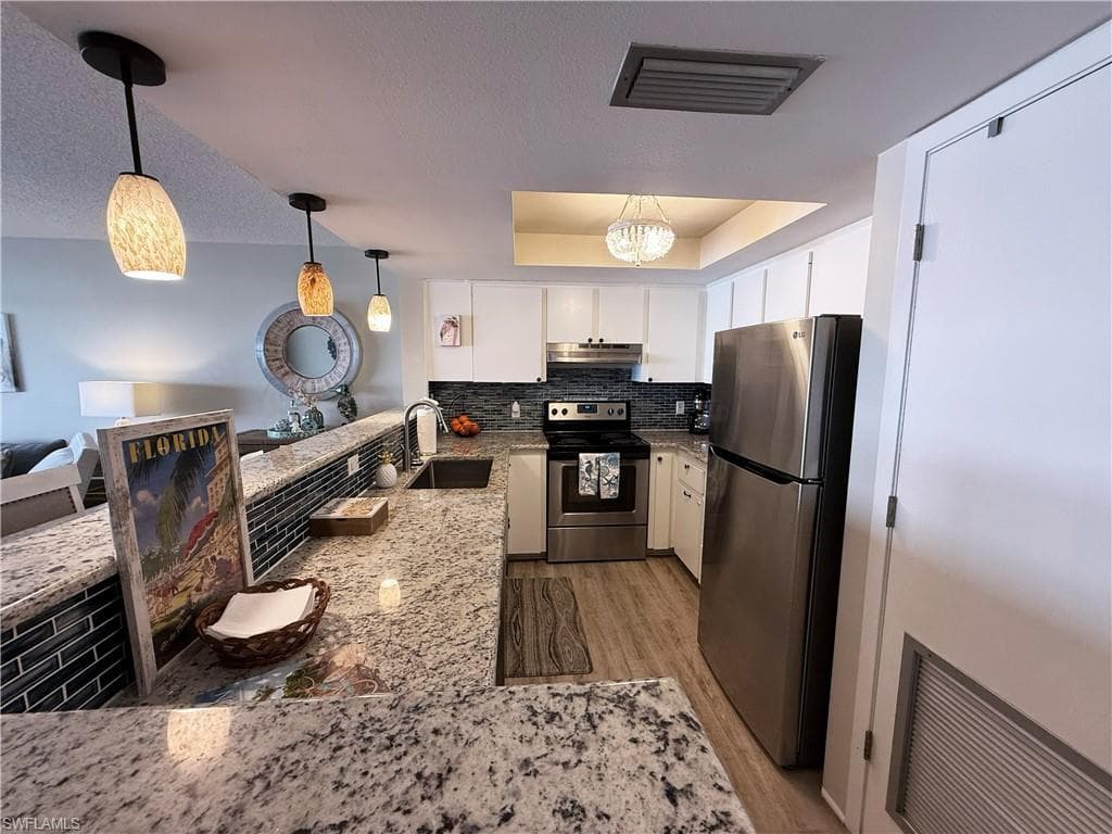 400 Lenell Rd 207, Fort Myers Beach, FL 33931-8