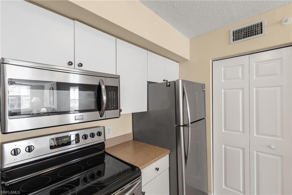 8736 River Homes Ln 7205, Bonita Springs, FL 34135-28