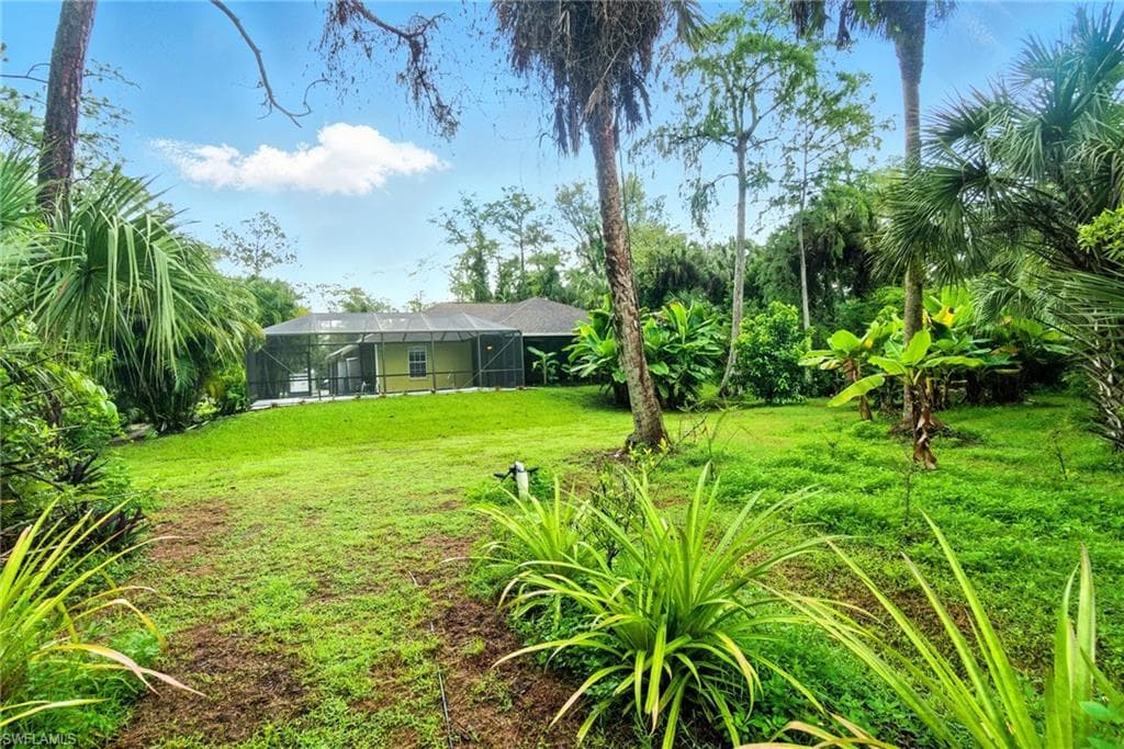 681 23rd St NW, Naples, FL 34120-32