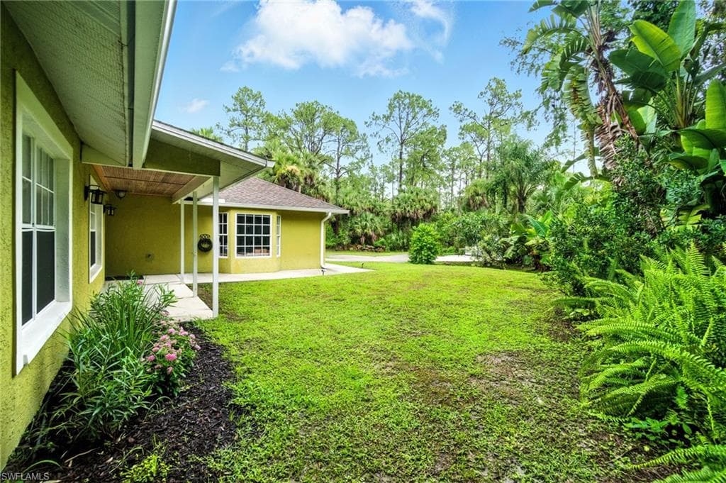 681 23rd St NW, Naples, FL 34120-39