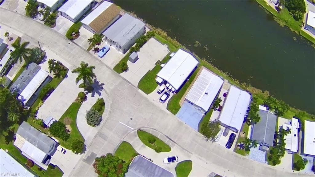 449 Cheetah Dr, Naples, FL 34114-15