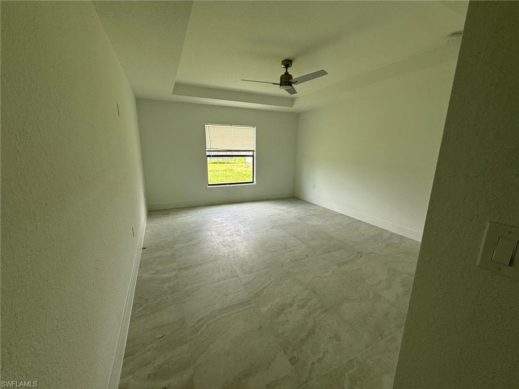 2618 54th St SW, Lehigh Acres, FL 33976-9