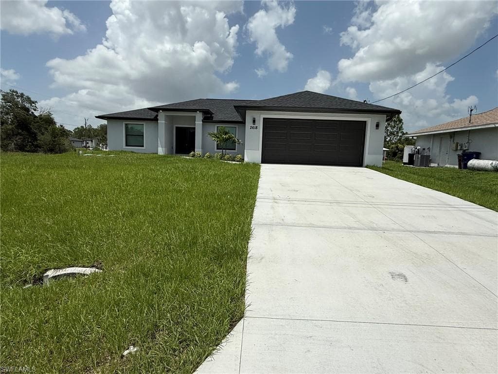 2618 54th St SW, Lehigh Acres, FL 33976-2
