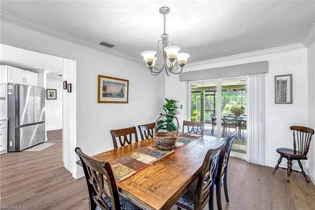 401 Panay Ave, Naples, FL 34113-10
