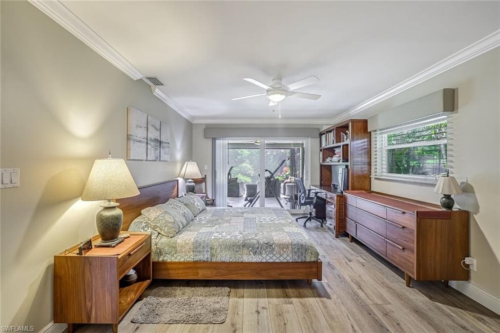 401 Panay Ave, Naples, FL 34113-18
