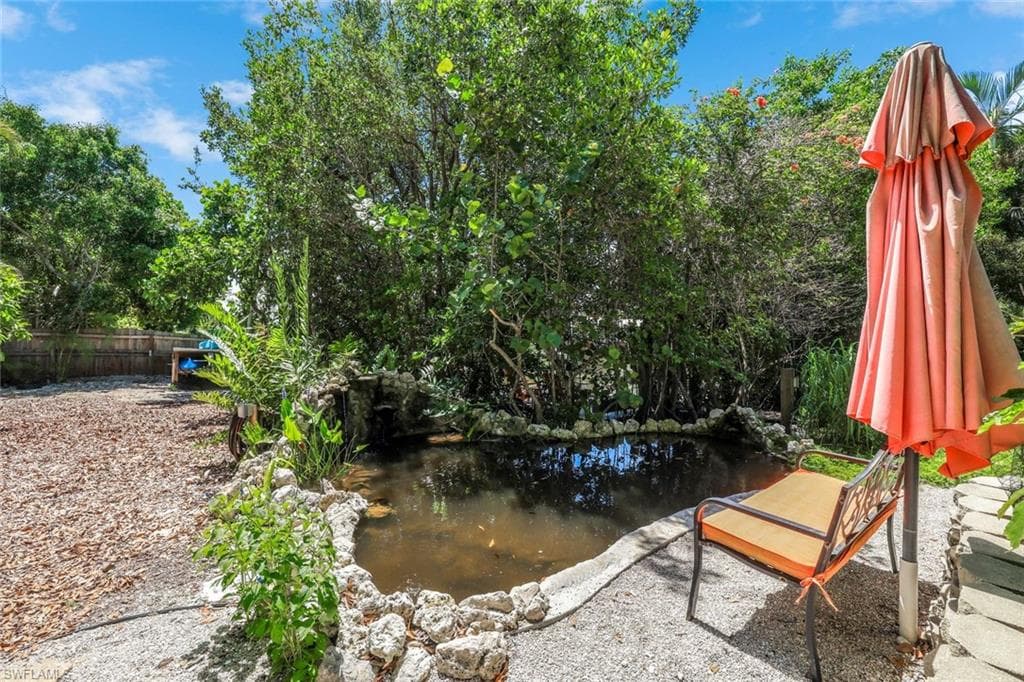 401 Panay Ave, Naples, FL 34113-36