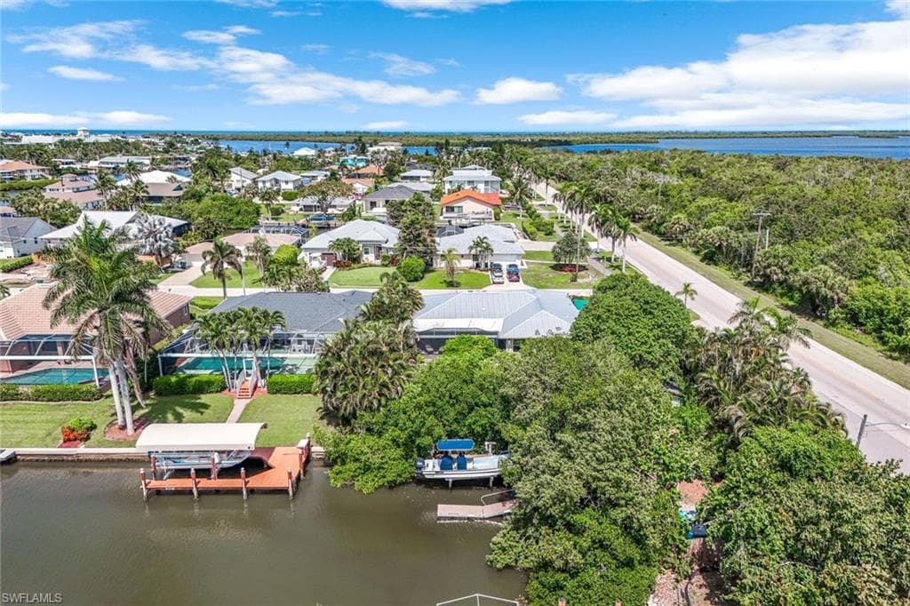 401 Panay Ave, Naples, FL 34113-40