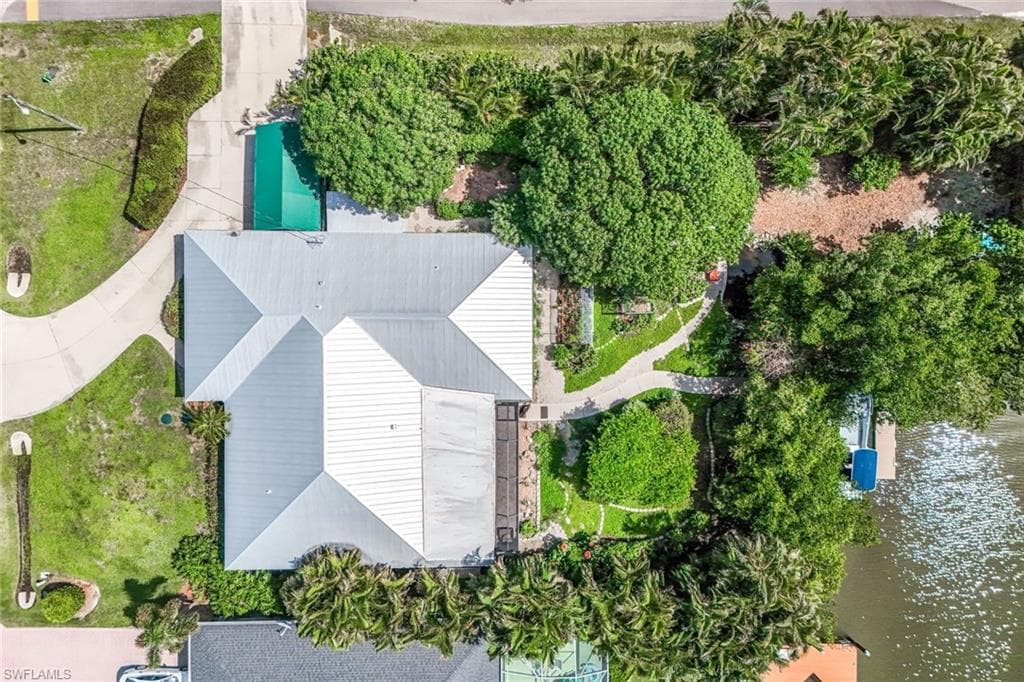 401 Panay Ave, Naples, FL 34113-42