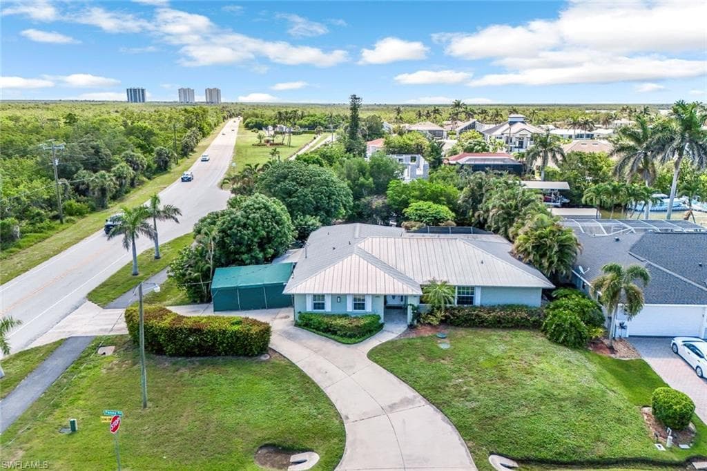401 Panay Ave, Naples, FL 34113-4