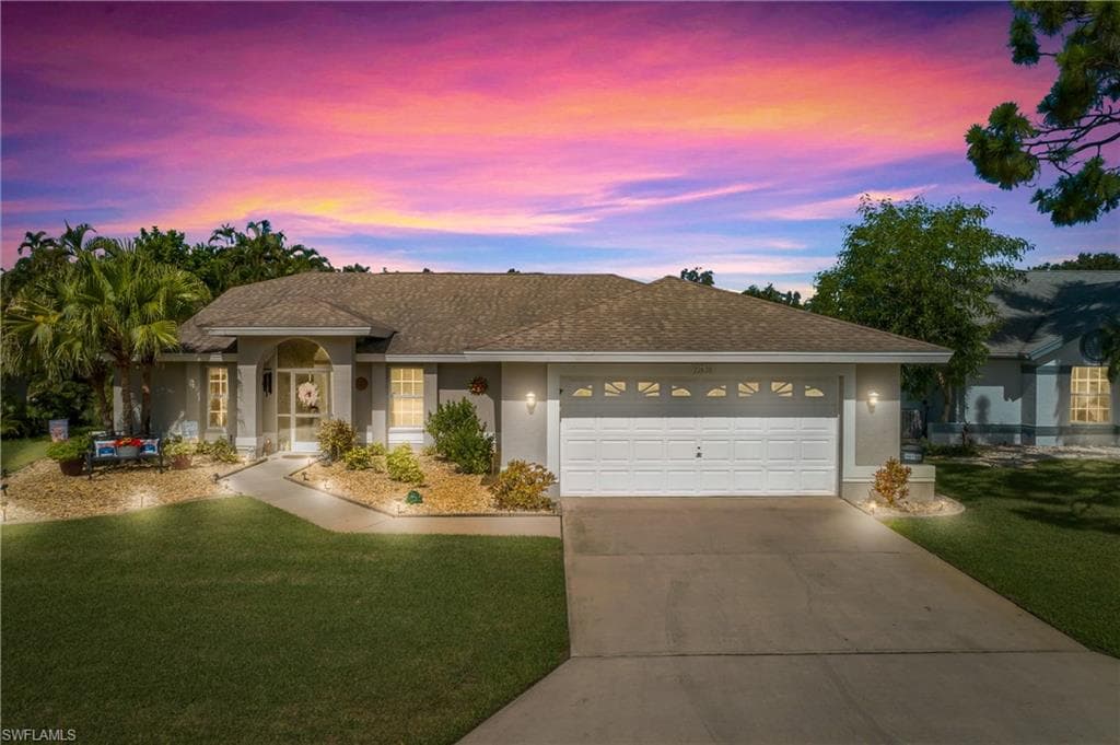 22638 Forest View Dr, Estero, FL 33928-2