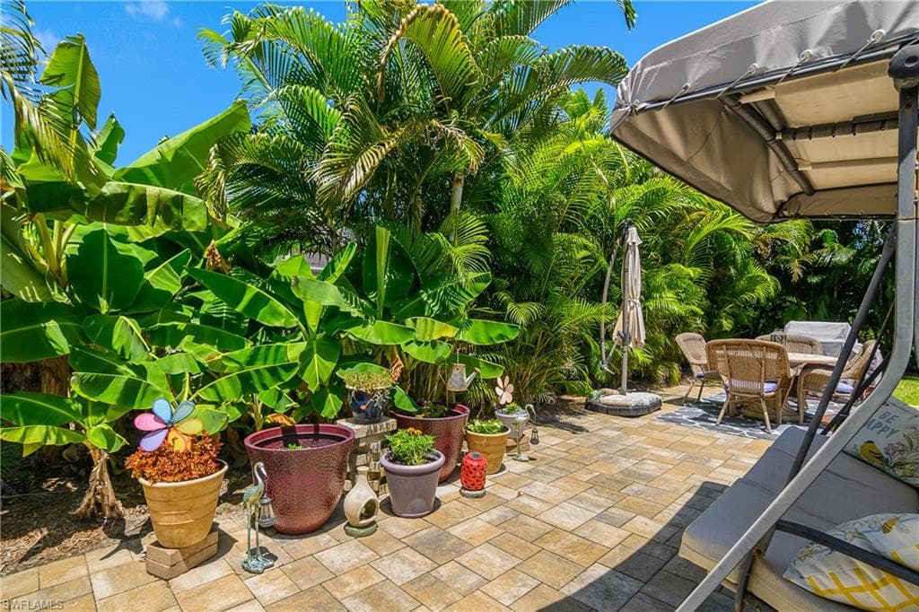 22638 Forest View Dr, Estero, FL 33928-31