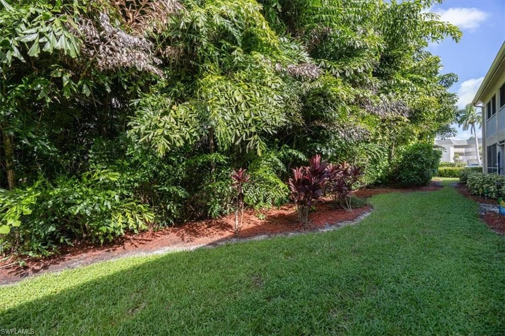 338 Bradstrom Cir 102, Naples, FL 34113-19