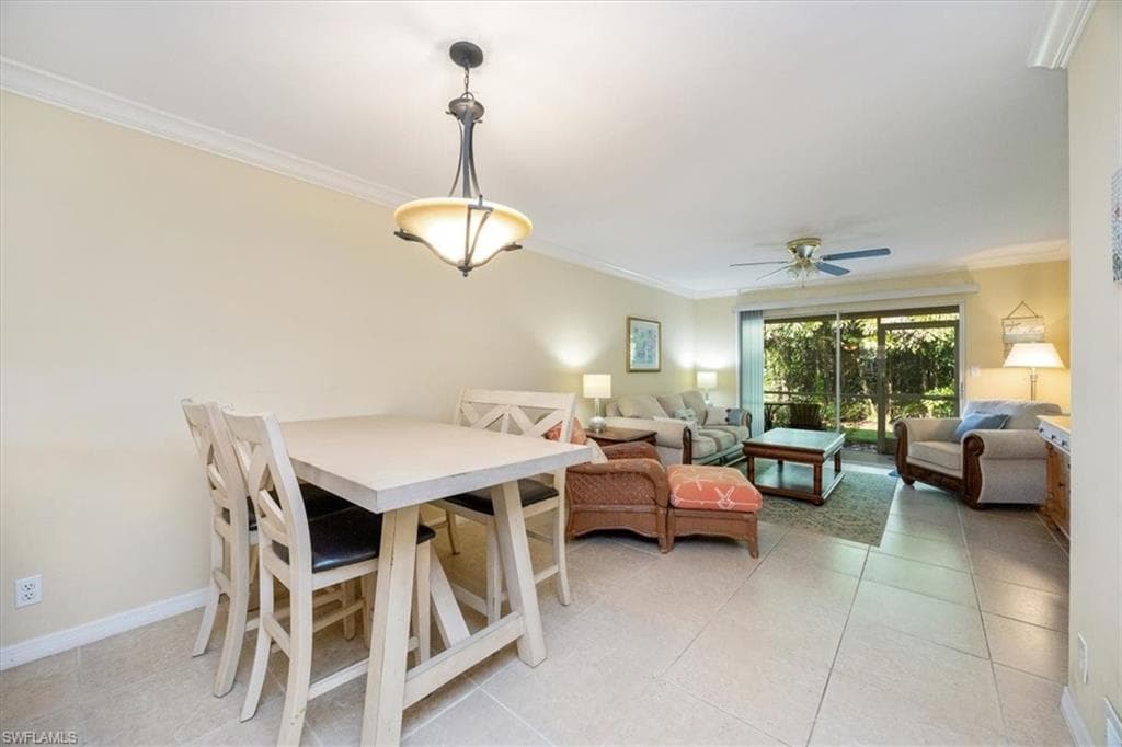 338 Bradstrom Cir 102, Naples, FL 34113-2