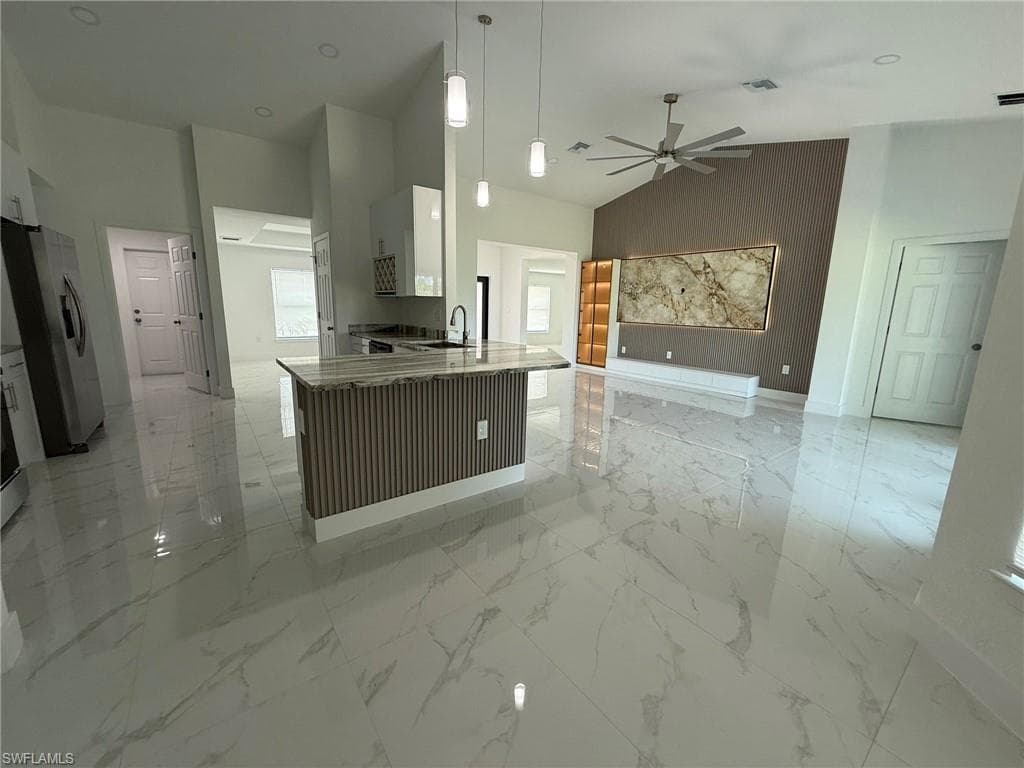 101 Sara Ave N, Lehigh Acres, FL 33971-16