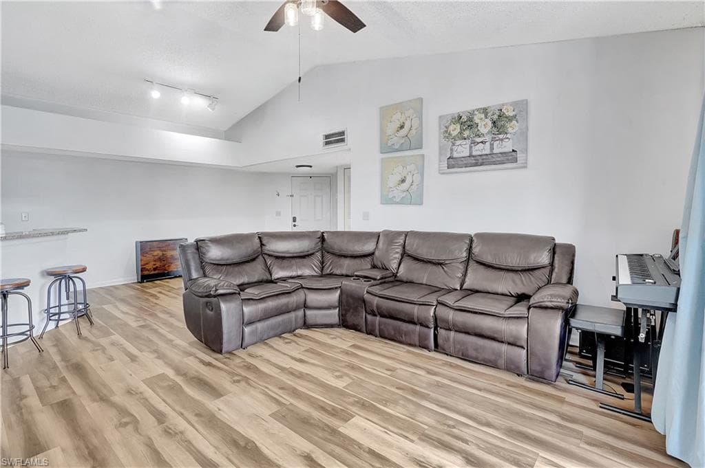 13615 Eagle Ridge Dr 1633, Fort Myers, FL 33912-16