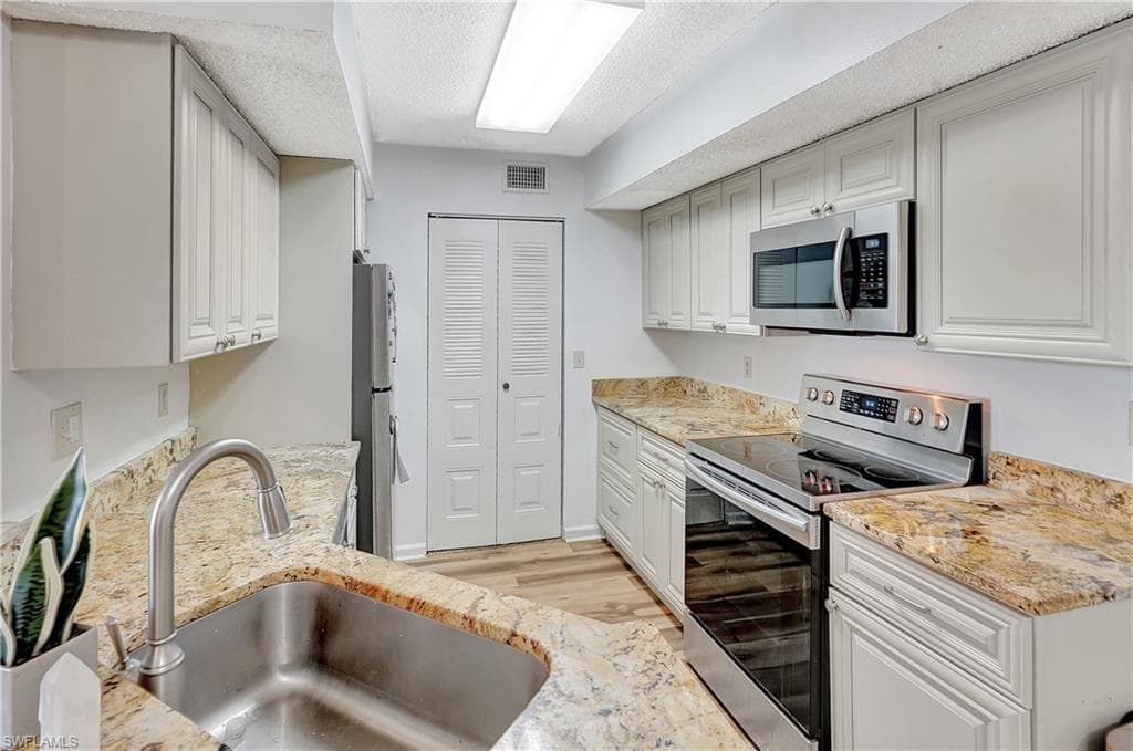 13615 Eagle Ridge Dr 1633, Fort Myers, FL 33912-6