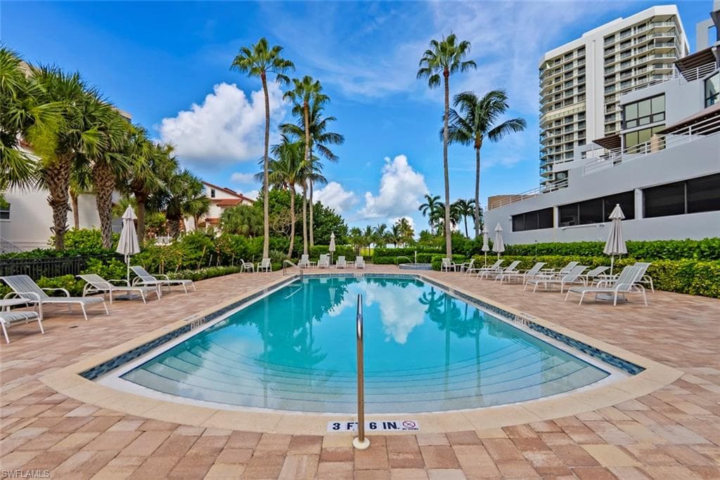 4751 Gulf Shore Blvd N 1406, Naples, FL 34103-19