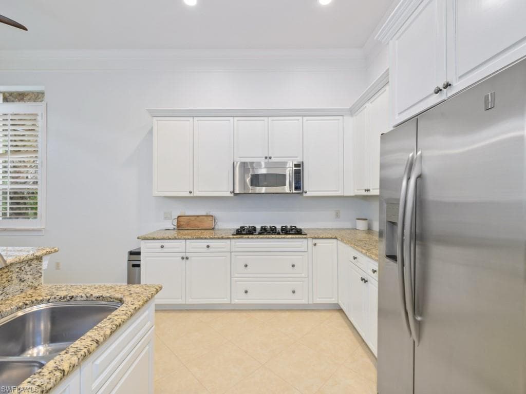 29120 Brendisi Way 102, Naples, FL 34110-11