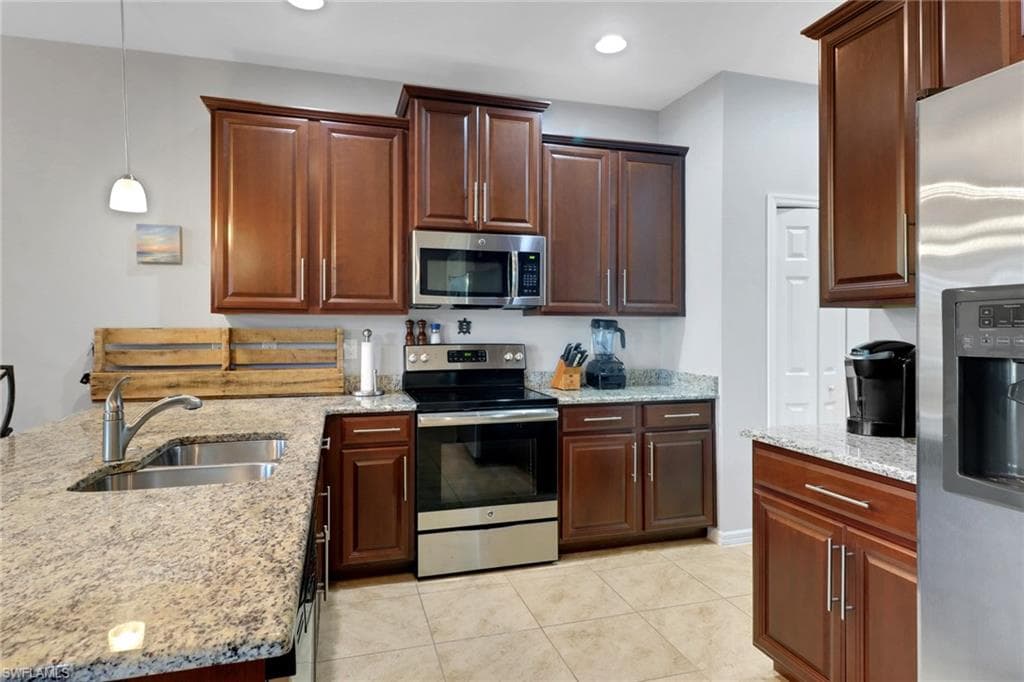 25222 Cordera Point Dr, Bonita Springs, FL 34135-4