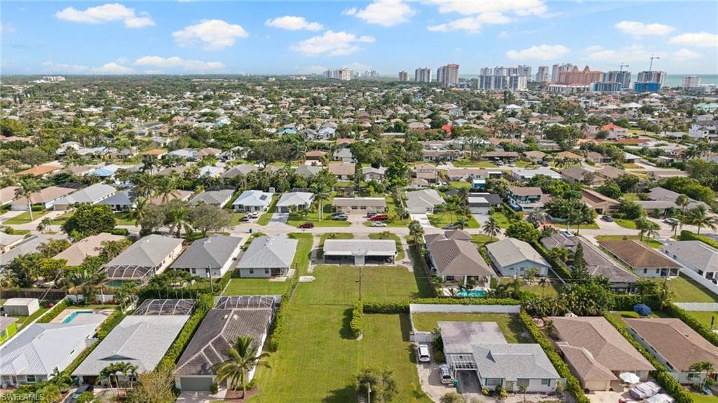 545 102nd Ave N, Naples, FL 34108-22