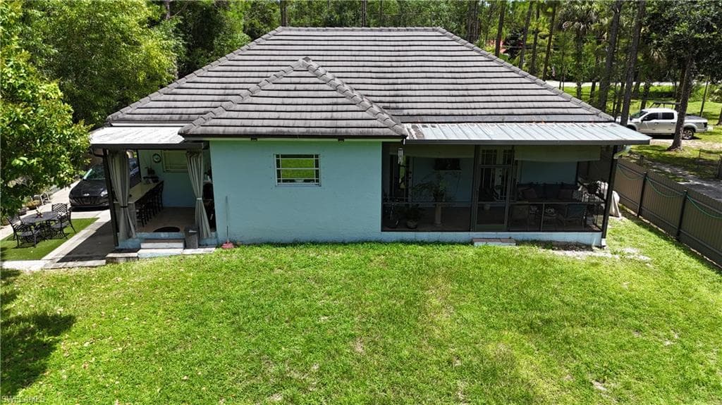 3670 8th Ave SE, Naples, FL 34117-25