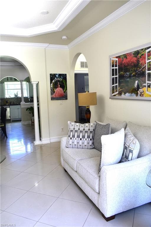 3670 8th Ave SE, Naples, FL 34117-7
