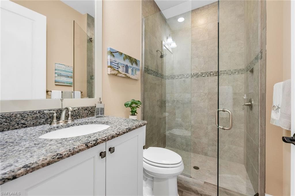 12402 Lockford Ln, Naples, FL 34120-23