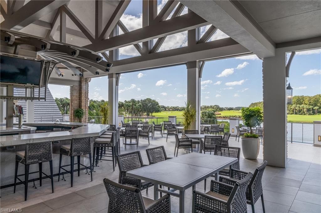 12402 Lockford Ln, Naples, FL 34120-36