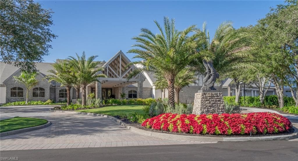 12402 Lockford Ln, Naples, FL 34120-39