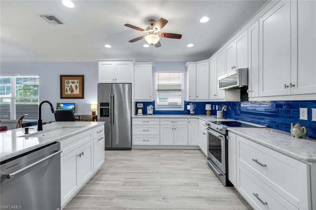 746 101st Ave N, Naples, FL 34108-10