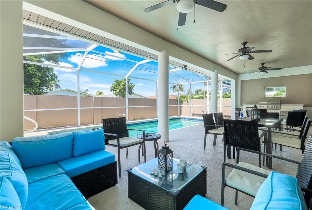 746 101st Ave N, Naples, FL 34108-22