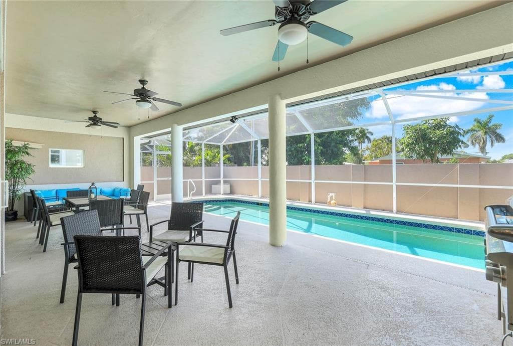 746 101st Ave N, Naples, FL 34108-23