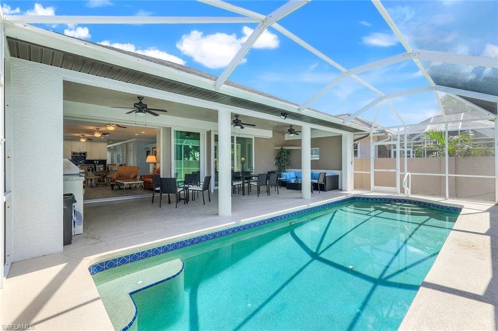 746 101st Ave N, Naples, FL 34108-25