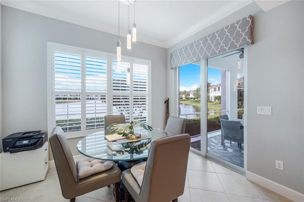 8050 Signature Club Cir 101, Naples, FL 34113-15