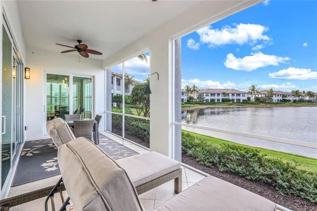 8050 Signature Club Cir 101, Naples, FL 34113-16