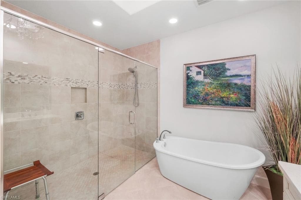 8050 Signature Club Cir 101, Naples, FL 34113-20