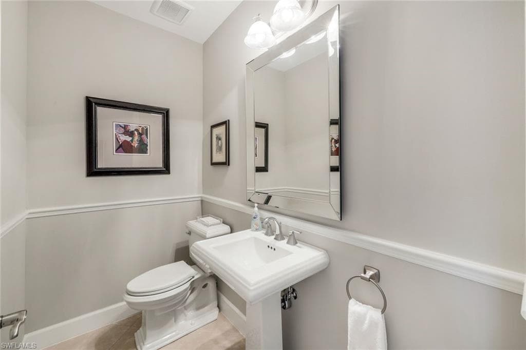 8050 Signature Club Cir 101, Naples, FL 34113-23