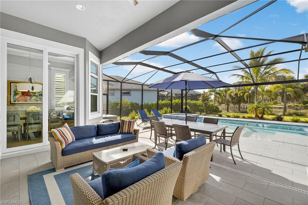 6040 Lucaya Way, Naples, FL 34113-15
