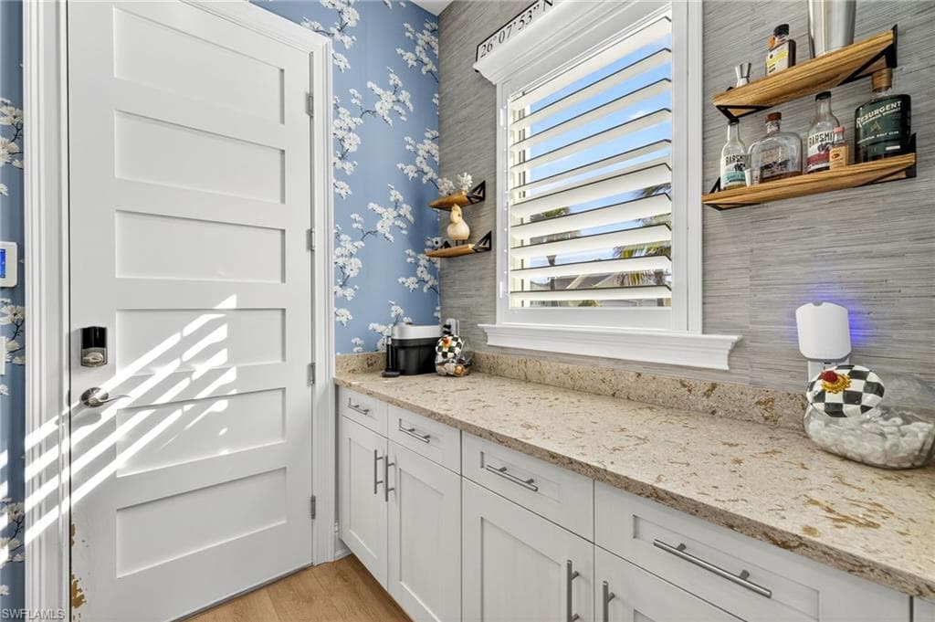 6040 Lucaya Way, Naples, FL 34113-21